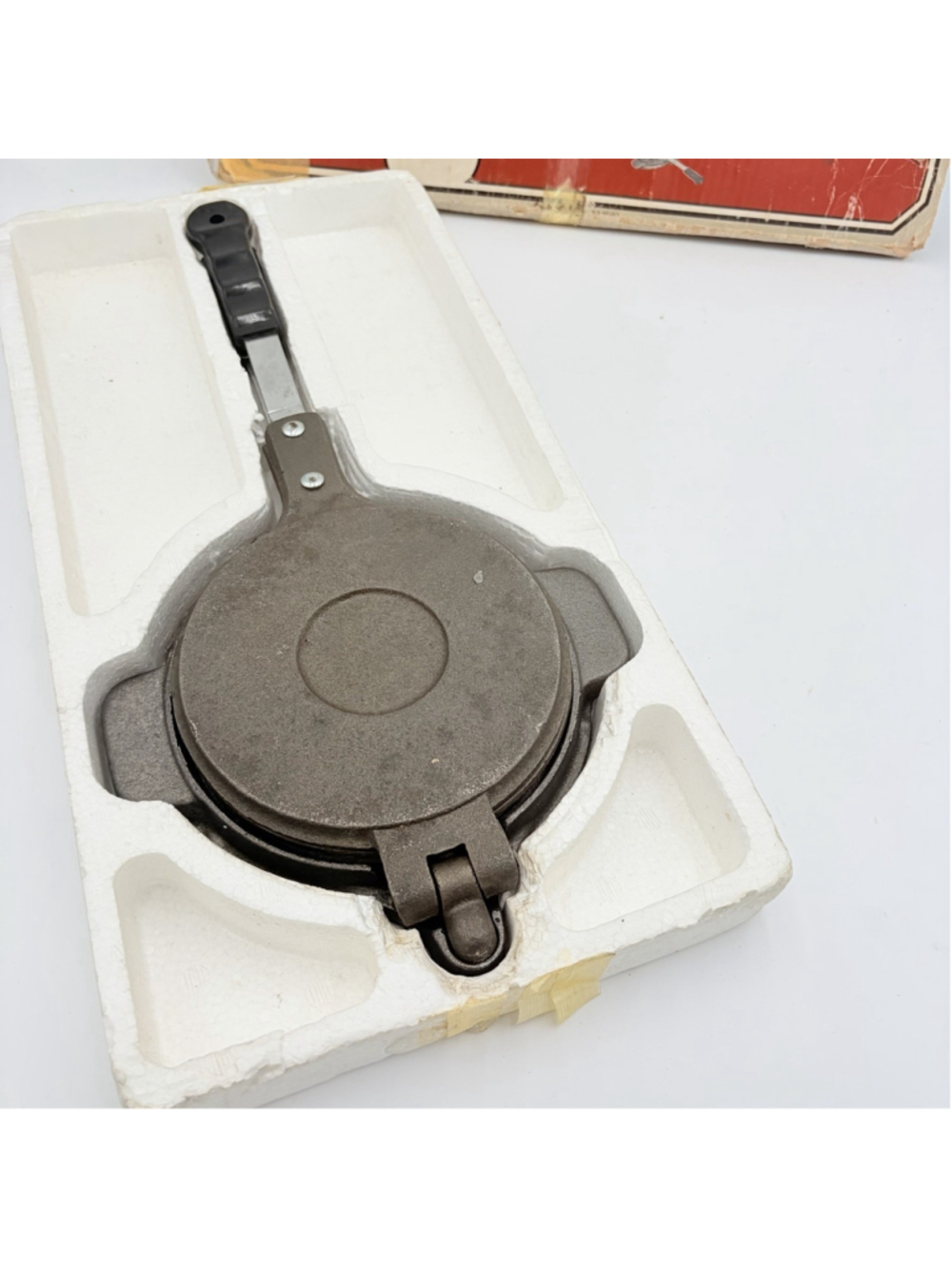 CAST IRON KRUMKAKE IRON Stovetop Cookie Maker w/ Ring Original Box - Picture 10 of 10